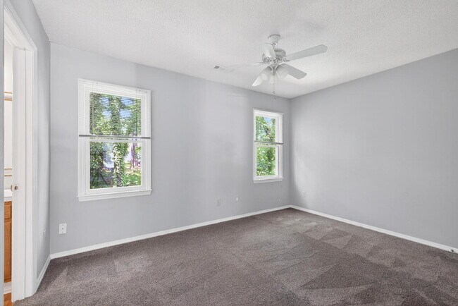 Building Photo - 1501 Mary Frances Pl