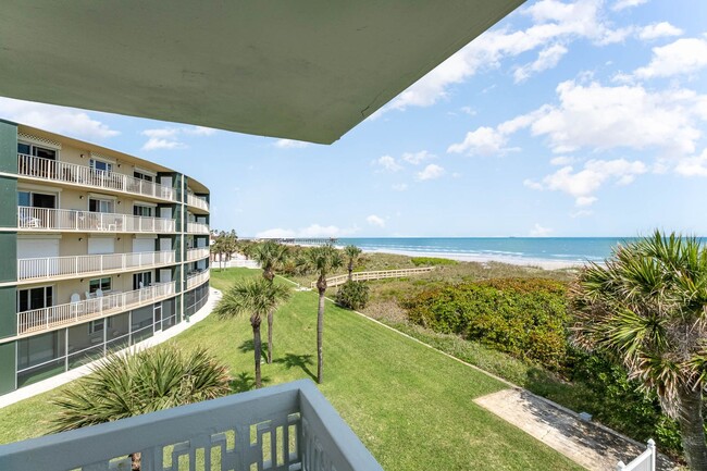 Building Photo - Beautiful furnished Ocean front condo avai...