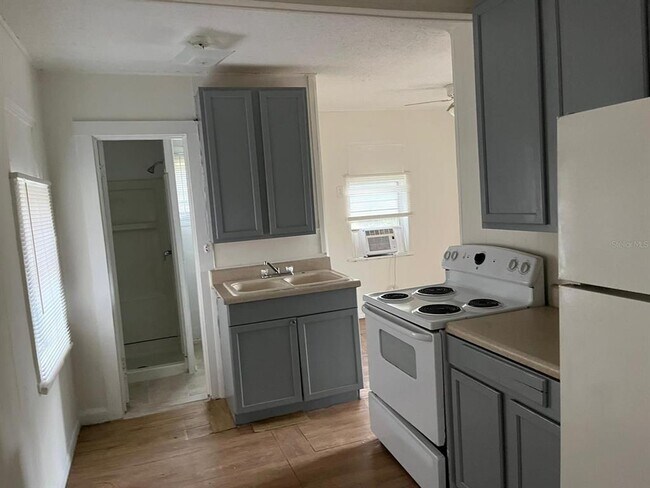 Building Photo - 930 18TH STREET UNIT C