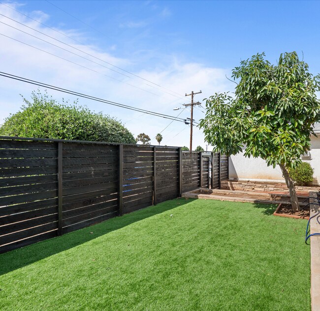 Building Photo - Brand new!