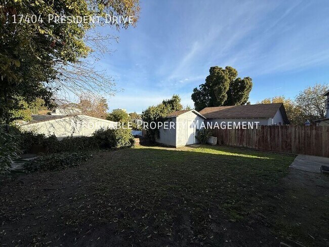 Building Photo - 17404 President Dr