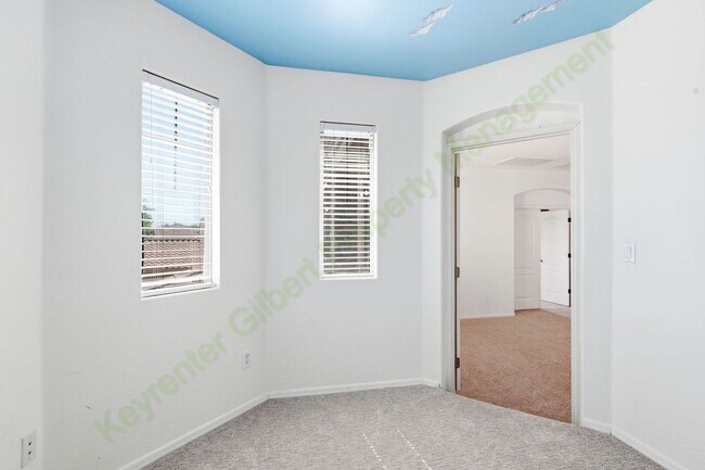 Building Photo - 3829 E Packard Dr