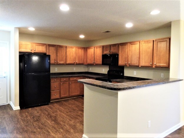 Building Photo - 1067 Briar Rose Ln