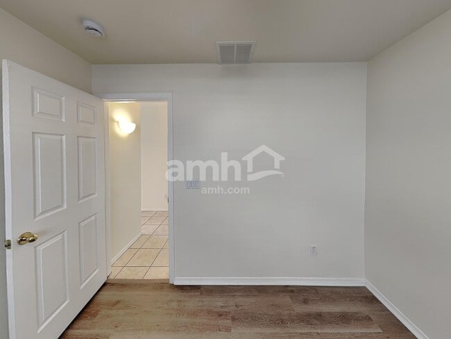 Building Photo - 2759 N 106th Ln