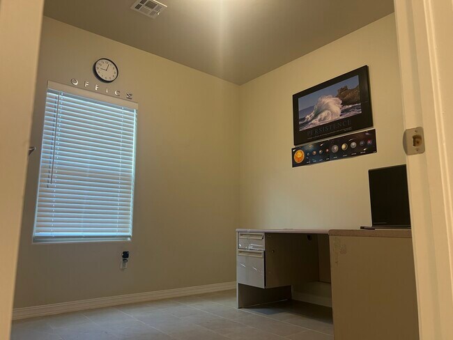 Building Photo - 6954 Santa Marta St