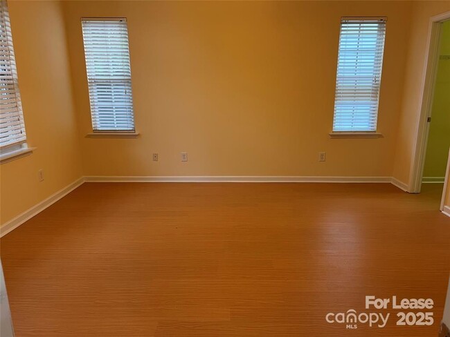 Building Photo - 12030 Royal Castle Ct