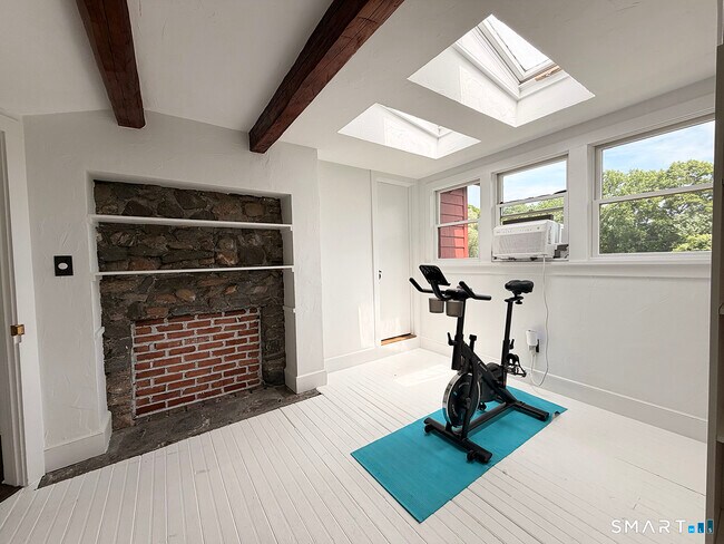 Building Photo - 199 CT-37