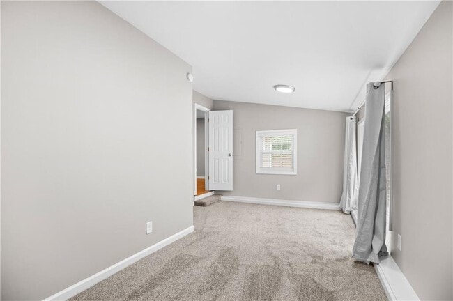 Building Photo - 2179 Beech Valley Dr