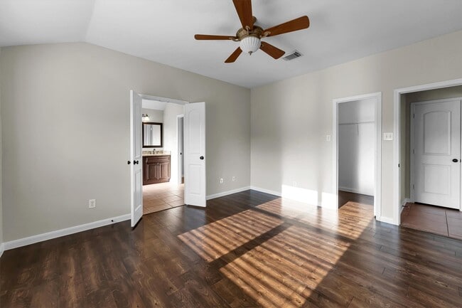 Building Photo - 2722 Bronze Loquate Ct