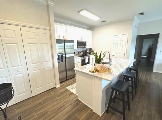 Building Photo - 306 Eagle Pond Dr