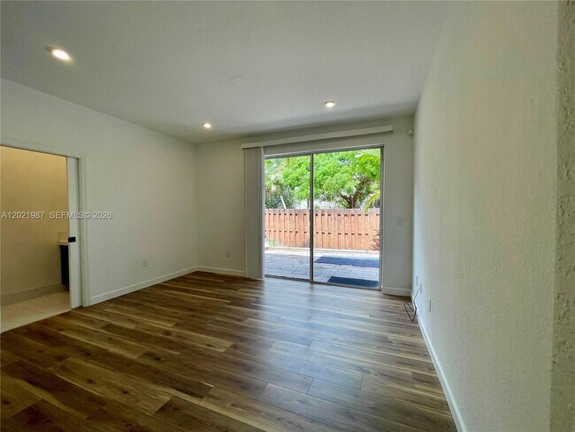 Building Photo - 3510 SW 170th Ave