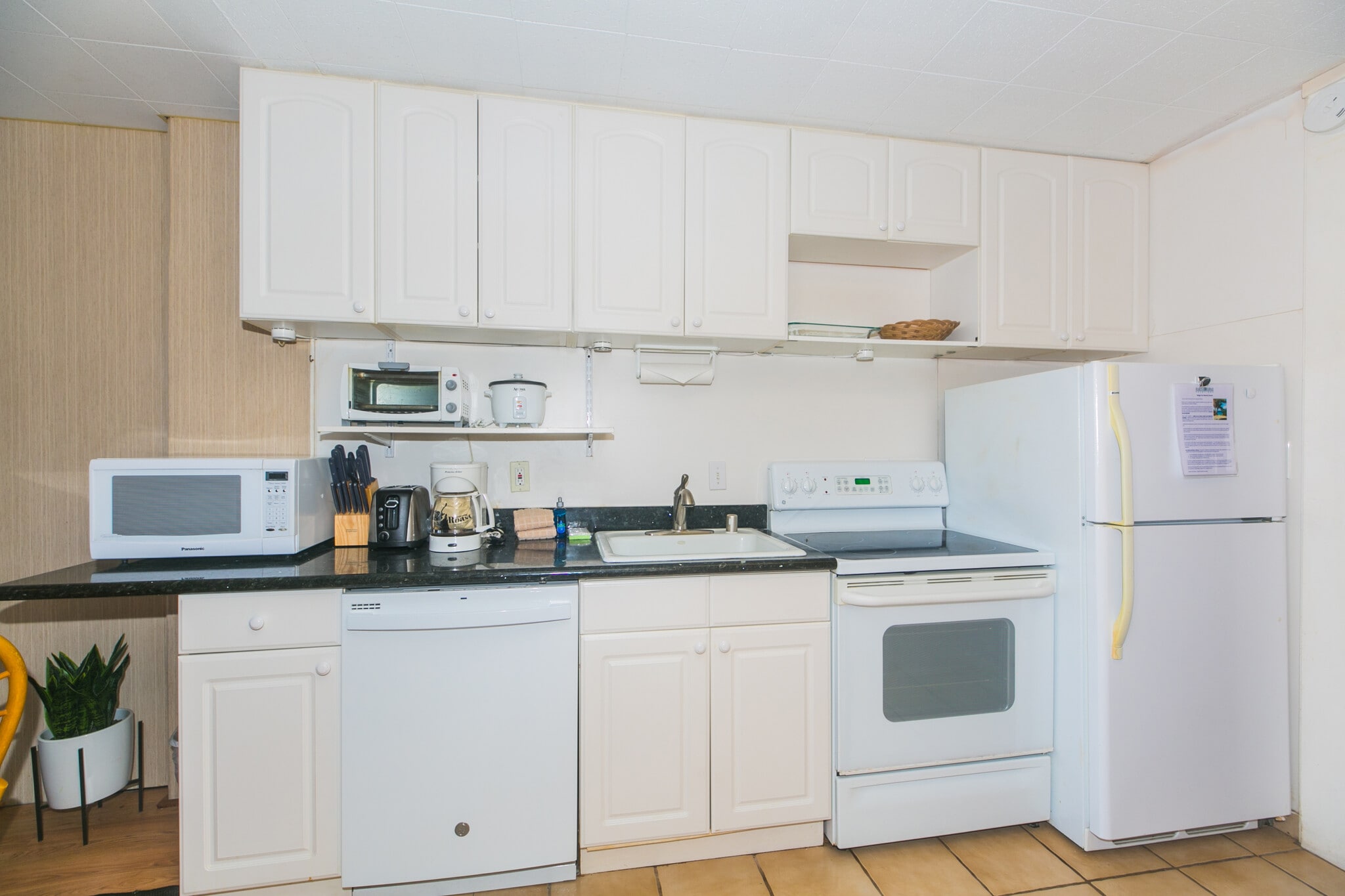 Kitchen - 1765 Ala Moana Blvd