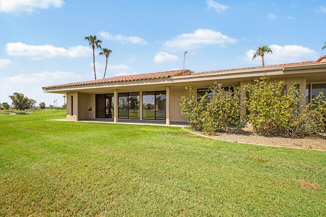 Building Photo - 7825 E San Carlos Rd