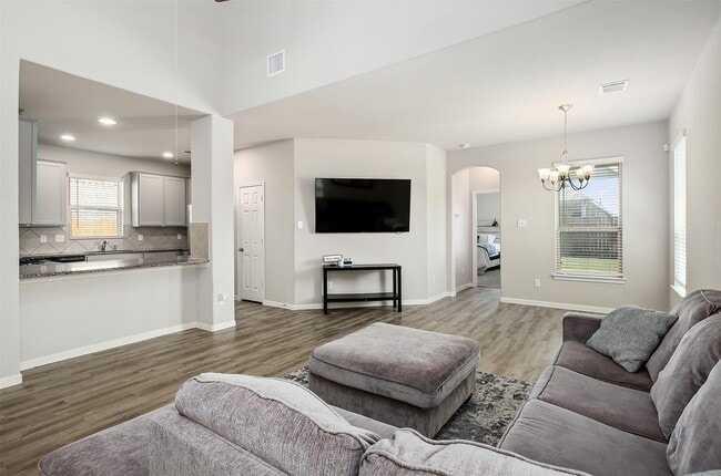 Building Photo - 2210 Windy Grove Dr