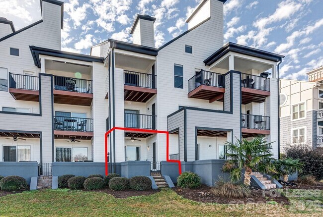 Building Photo - 18695 Vineyard Point Ln