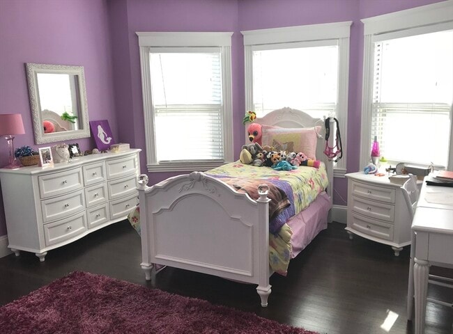 Building Photo - 70 Sumner St