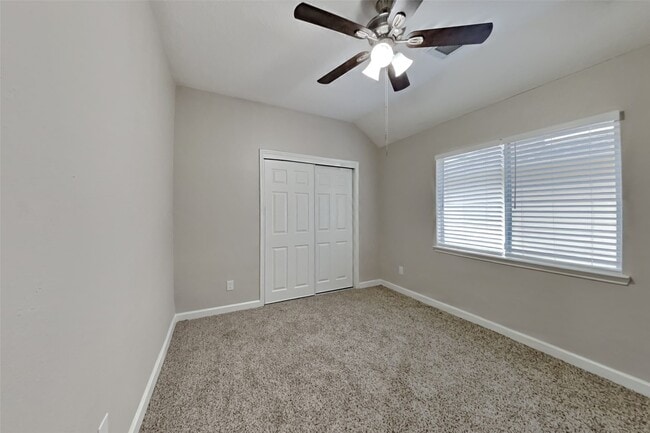 Building Photo - 7806 Autumn Hollow Ln