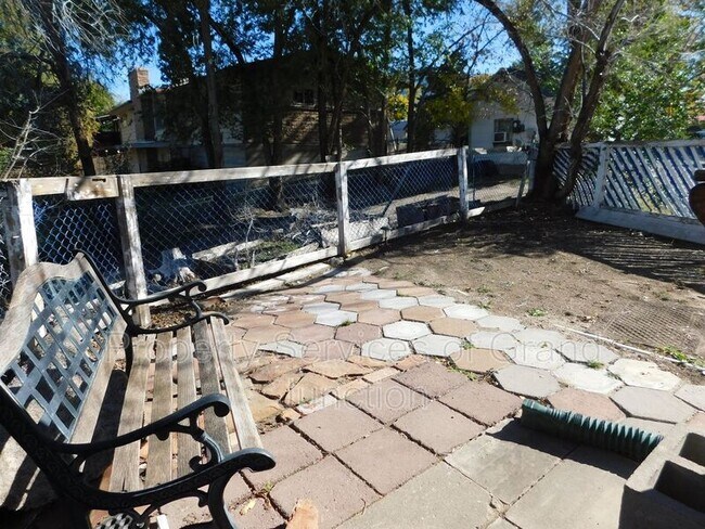 Building Photo - 2626 Patterson Rd