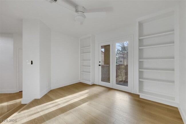 Building Photo - 7132 Mission Hills Dr