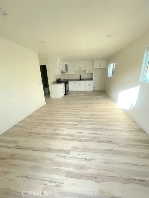 Building Photo - 999 Long Beach Blvd