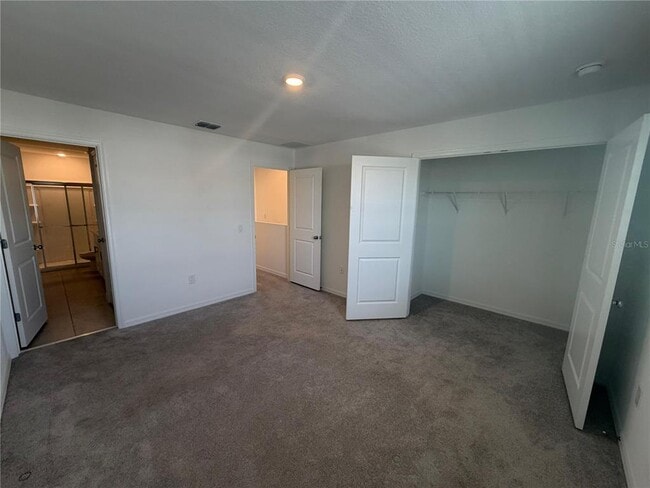 Building Photo - 2983 Skyline Lp