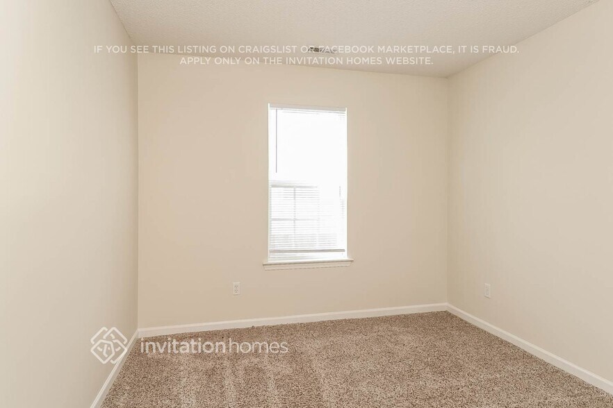 Building Photo - 1024 Salmon River Dr
