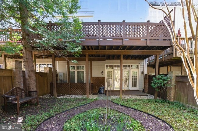 Building Photo - 7907 Turncrest Dr