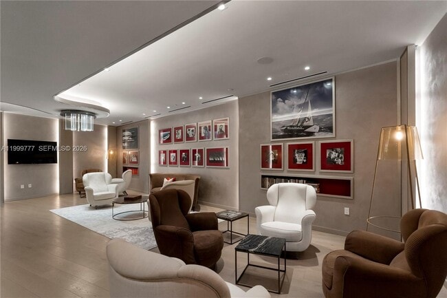 Building Photo - 1000 Brickell Plaza