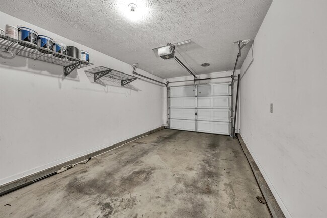 Building Photo - 1201 Red Stone Dr