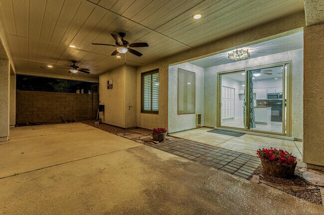 Building Photo - 20944 N 94th Ln