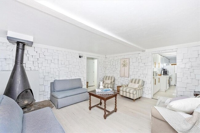 Building Photo - 2027 Panama Dr