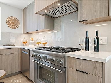 Building Photo - 603 Iris Ave