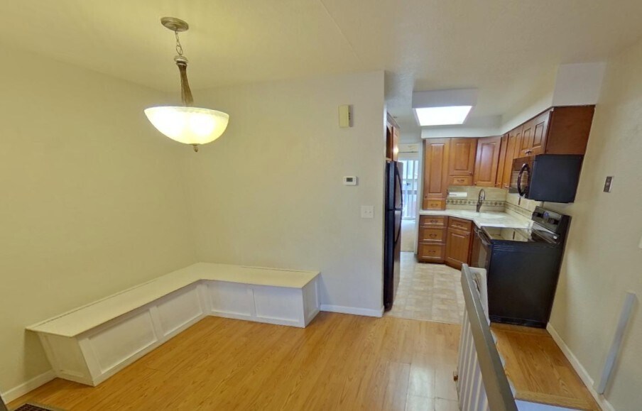 Primary Photo - 1885 S Quebec Way