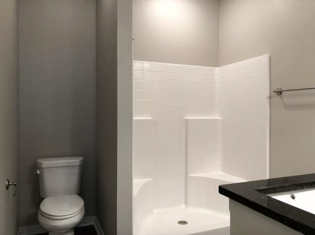 Building Photo - 2911 Meadow Brook Trl