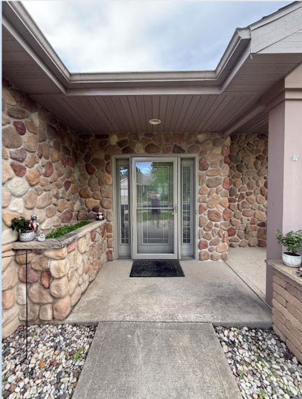 Building Photo - 4363 Memorial Cir