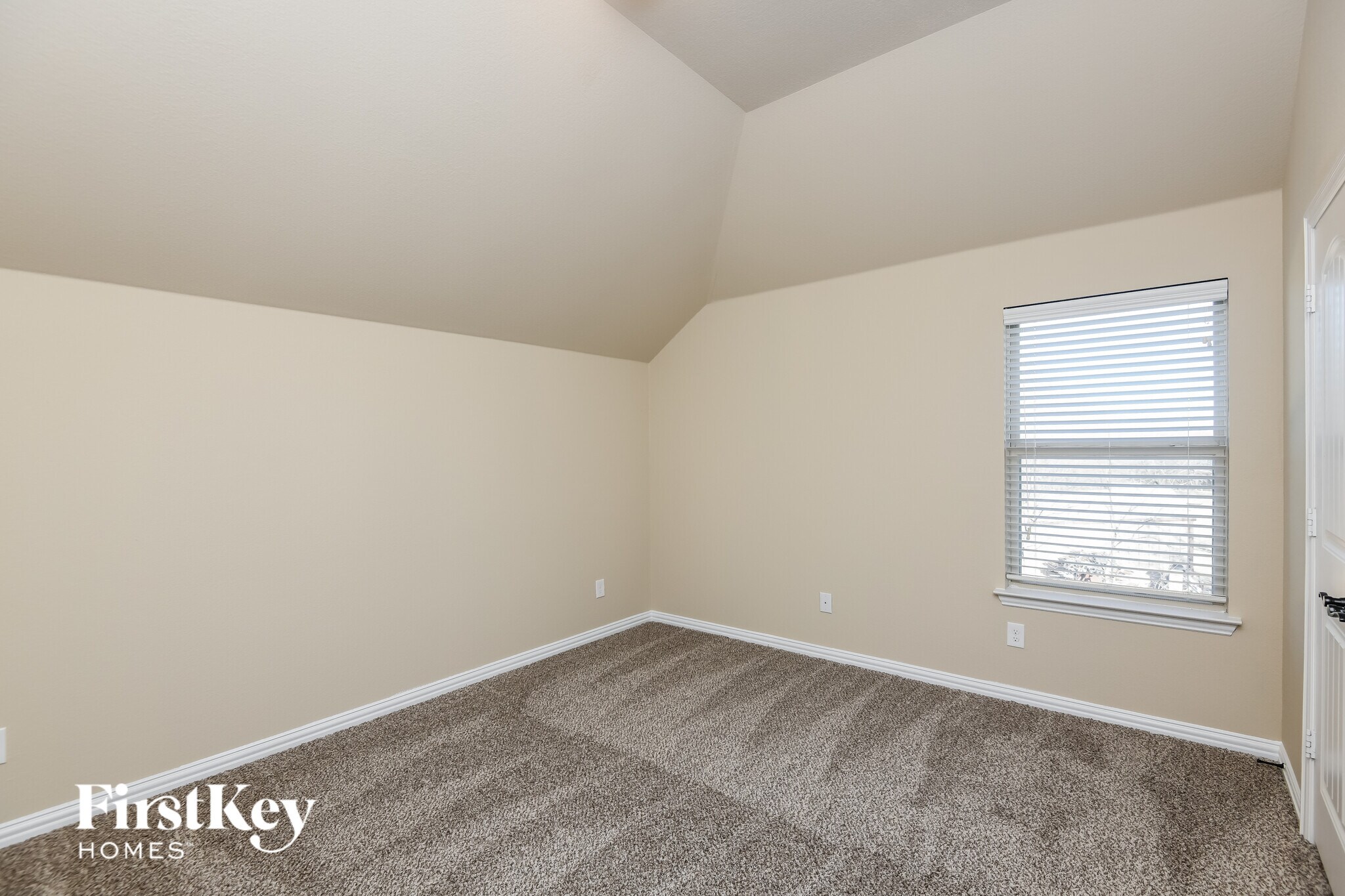 Building Photo - 7428 Durness Dr