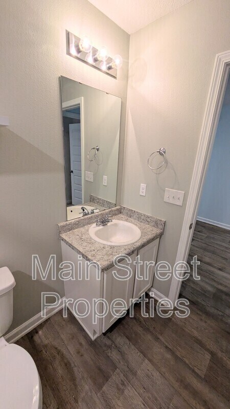 Building Photo - 10624 Queens Gate Cir