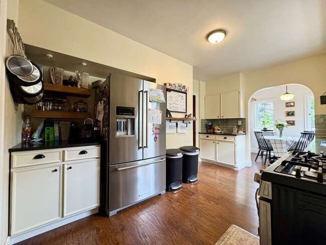 Building Photo - Admiral District~West Seattle Home