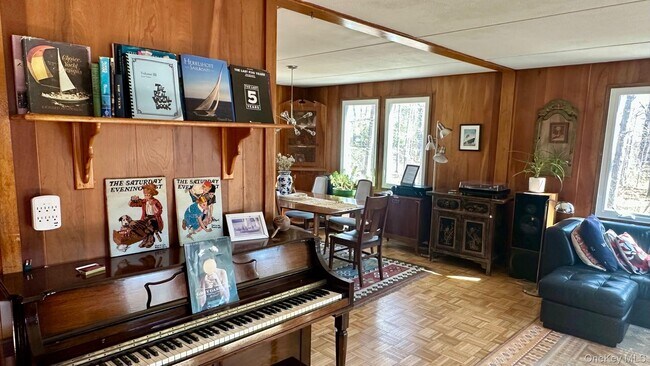 Building Photo - 9 Johnston Rd