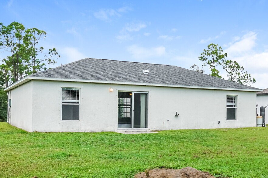 Building Photo - 2090 Switzerland Rd