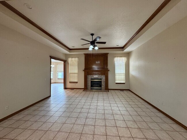 Building Photo - 4-bedroom 2 bath home in Kingsbrook, lots of storage, 2 dining areas and stand-up storm shelter! ...