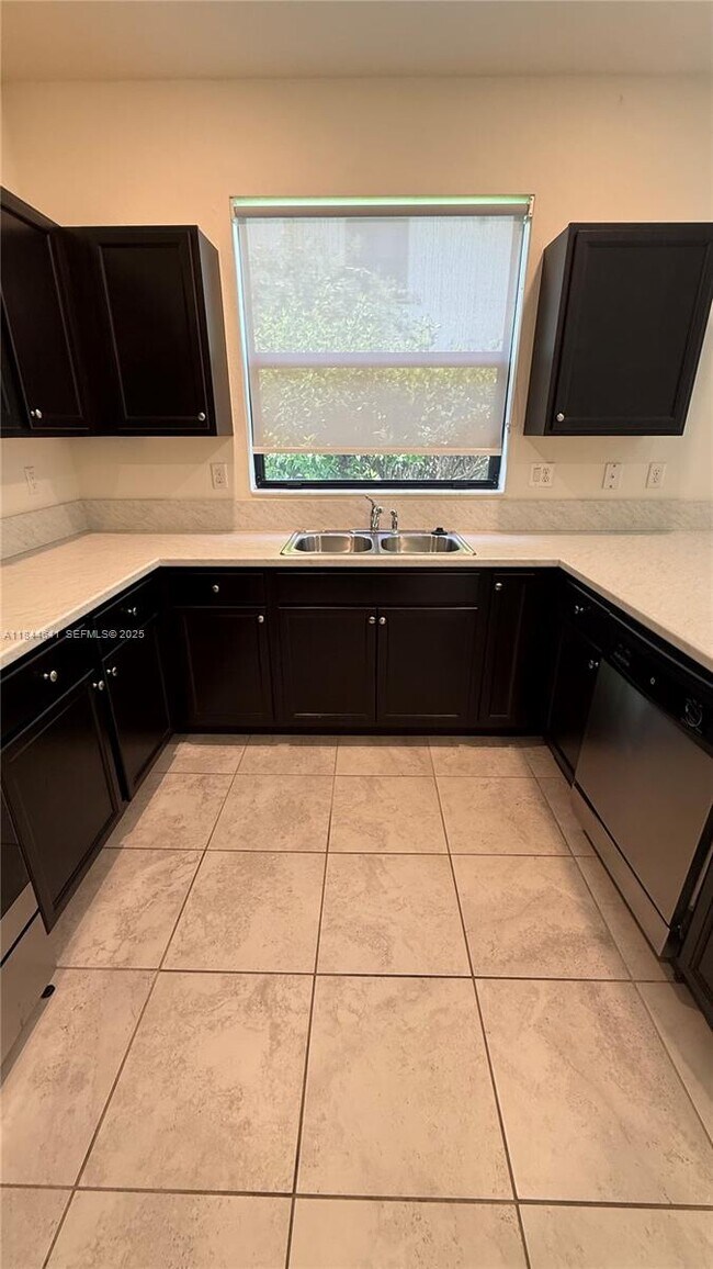 Building Photo - 11432 SW 252nd Ter