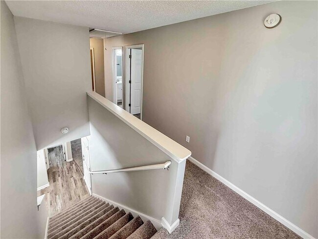 Building Photo - 6403 Ivey Terrace Dr SE