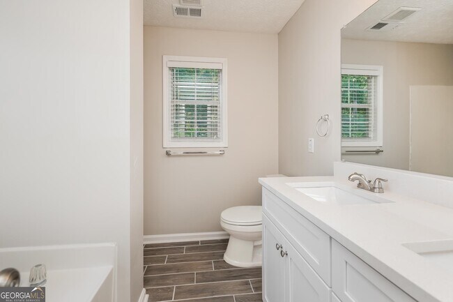 Building Photo - 525 Flintlock Dr
