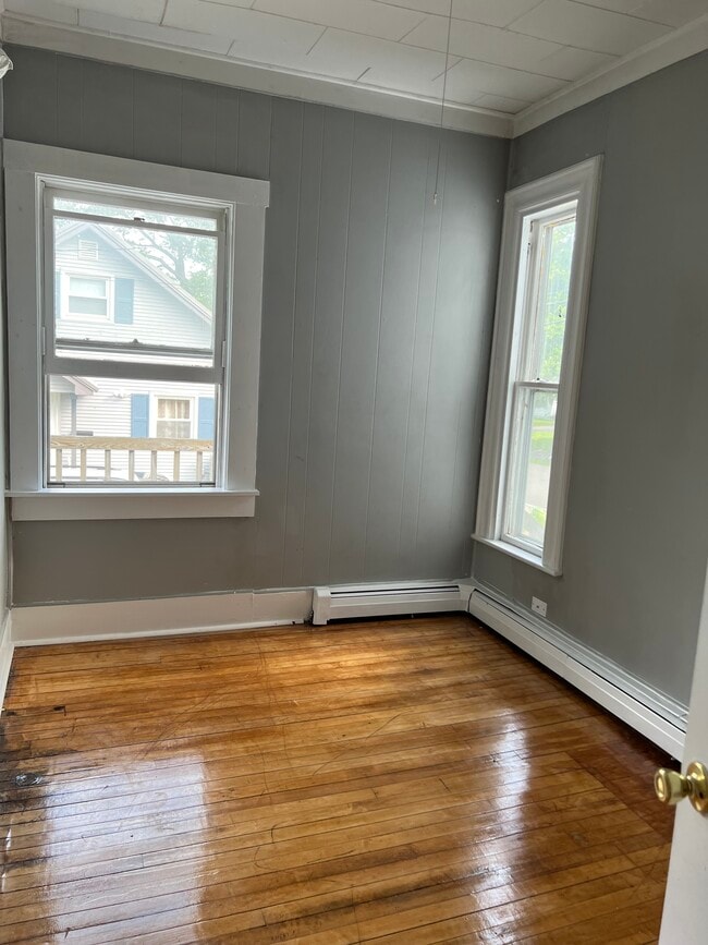 Building Photo - 55 Davis St