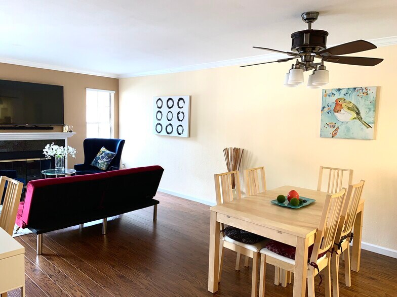 Building Photo - 12035 Alta Carmel Ct