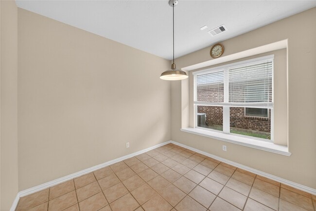 Building Photo - 2411 Horned Owl Dr