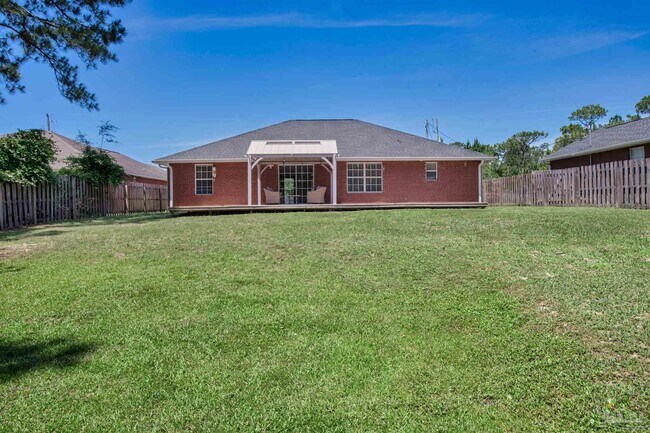 Building Photo - 2442 Raider Ln