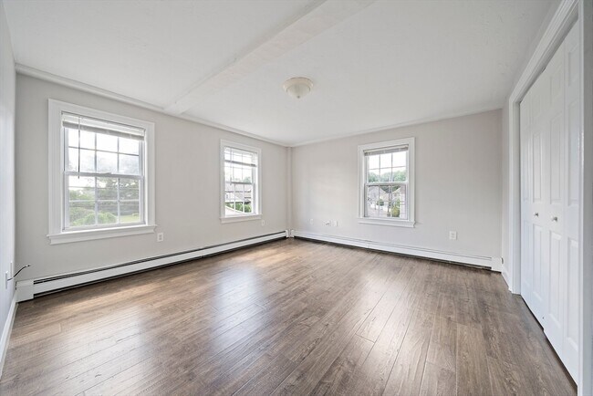 Building Photo - 238 Neponset St