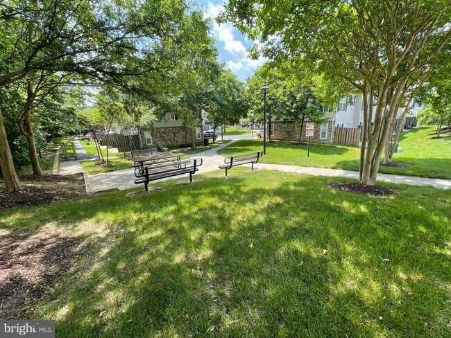 Building Photo - 23052 Fontwell Square